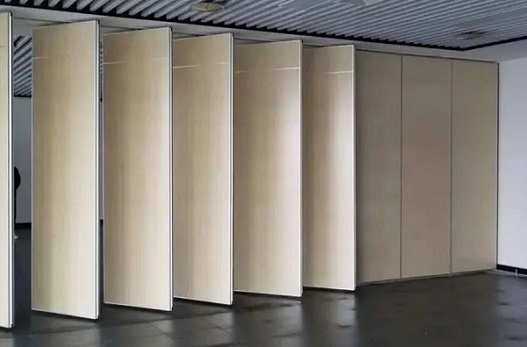 一起來看看成都移動隔斷的工作原理吧